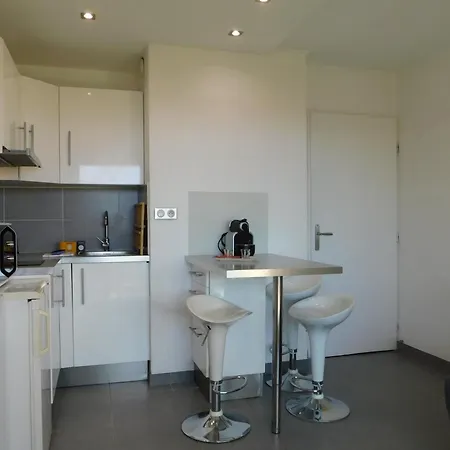 Cozy T2 Blue Beach With Parking And Pool Apartmán *